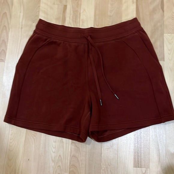 lululemon athletica Pants - Lululemon Scuba High-Rise Short 5"